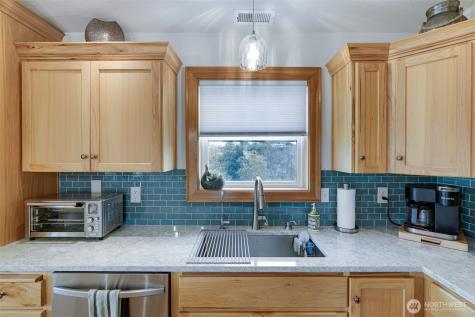 33410 G Street Ocean Park WA 98640