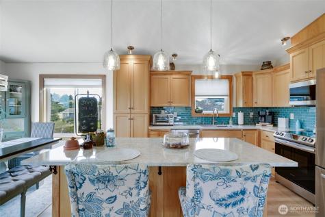 33410 G Street Ocean Park WA 98640