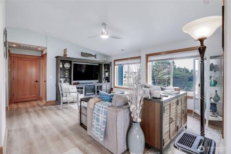 33410 G Street Ocean Park WA 98640