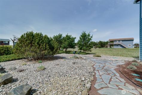 33410 G Street Ocean Park WA 98640