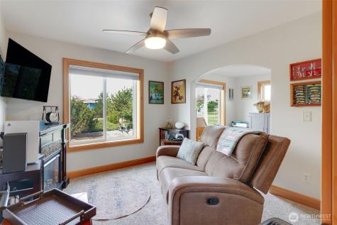 33410 G Street Ocean Park WA 98640