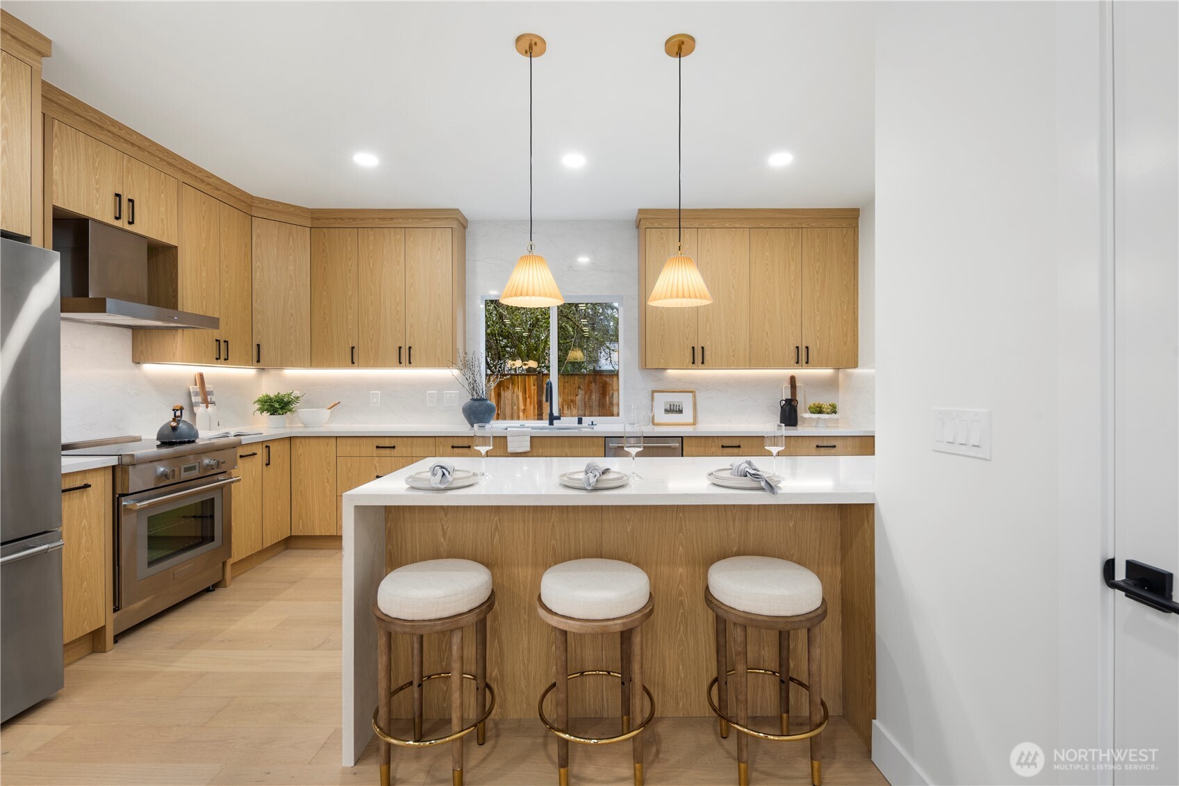 13009 NE 104th Place Kirkland WA 98033