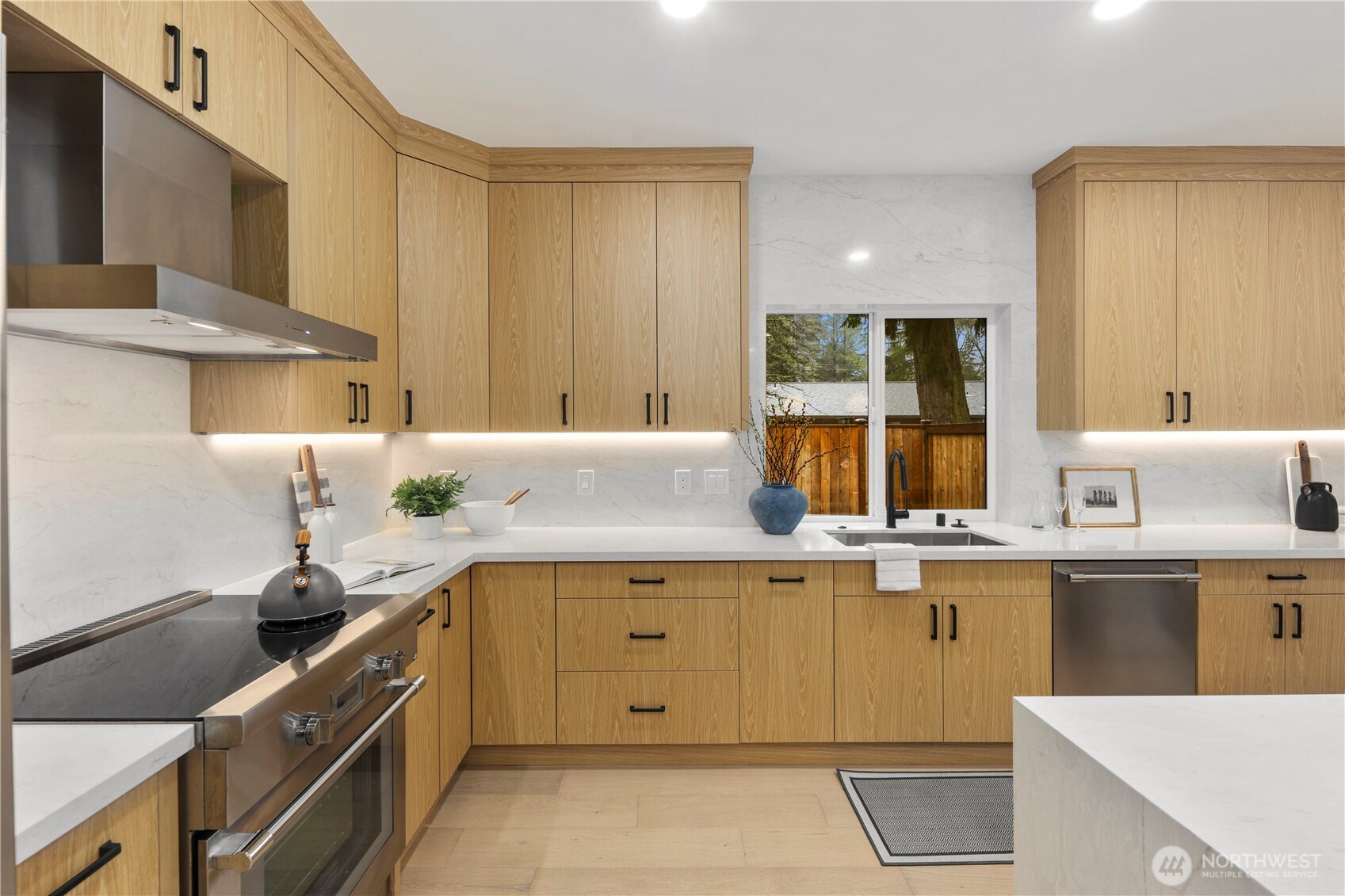 13009 NE 104th Place Kirkland WA 98033
