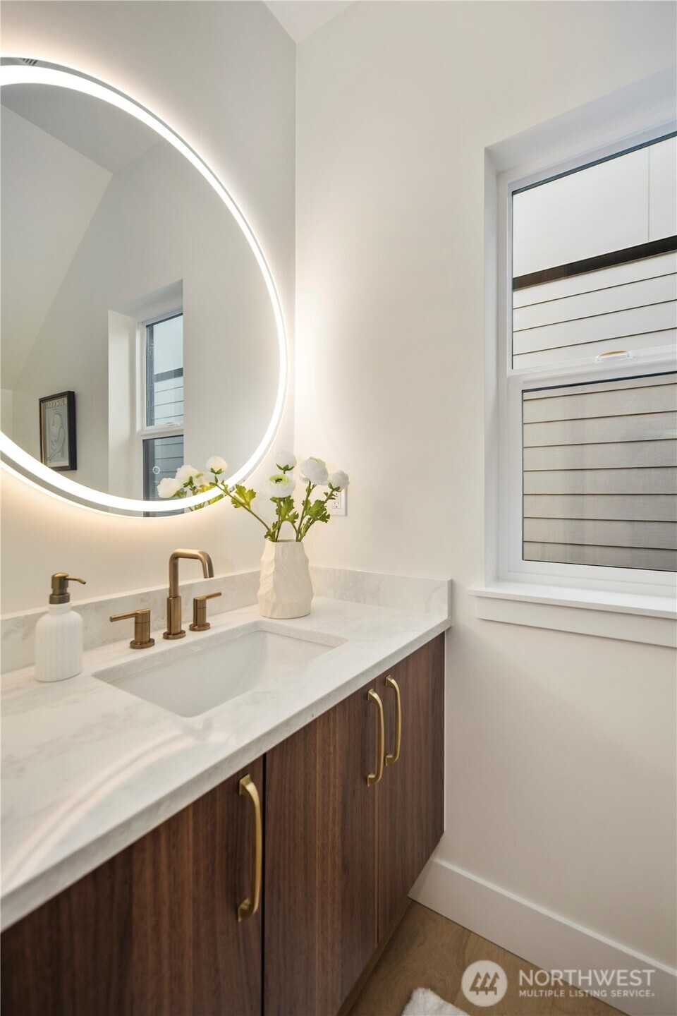 13009 NE 104th Place Kirkland WA 98033