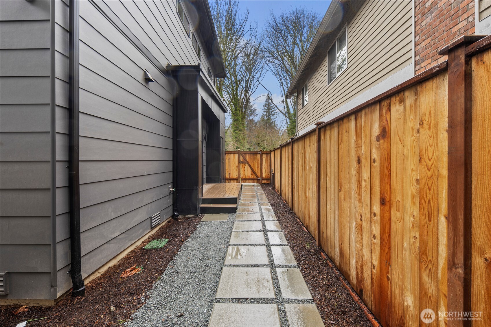 13009 NE 104th Place Kirkland WA 98033