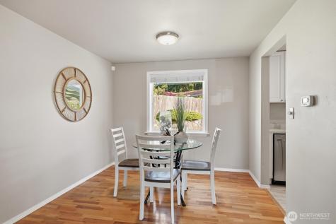 21225 96th Avenue W Edmonds WA 98020