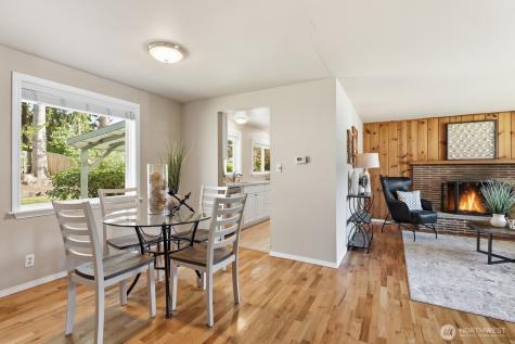 21225 96th Avenue W Edmonds WA 98020