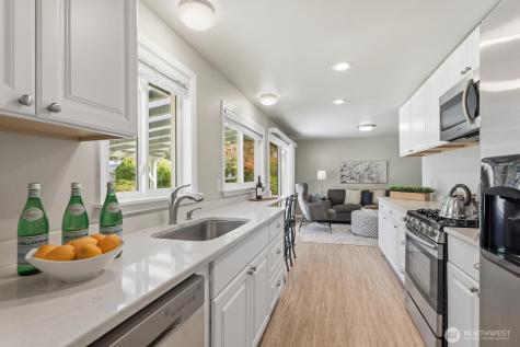 21225 96th Avenue W Edmonds WA 98020