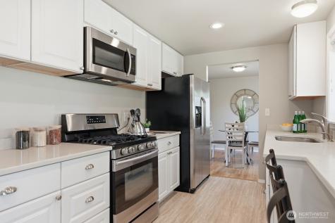 21225 96th Avenue W Edmonds WA 98020