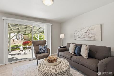 21225 96th Avenue W Edmonds WA 98020