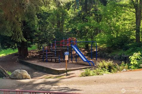 21225 96th Avenue W Edmonds WA 98020