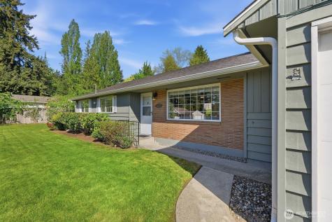 21225 96th Avenue W Edmonds WA 98020
