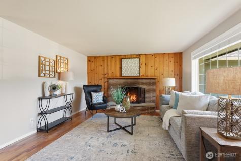 21225 96th Avenue W Edmonds WA 98020