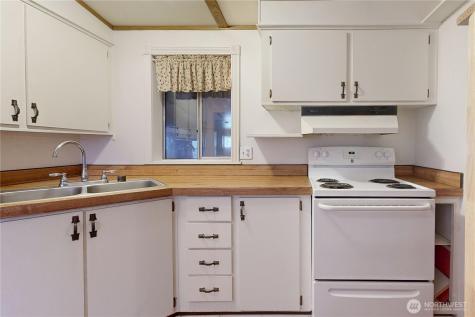 589 Criscola Avenue College Place WA 99324