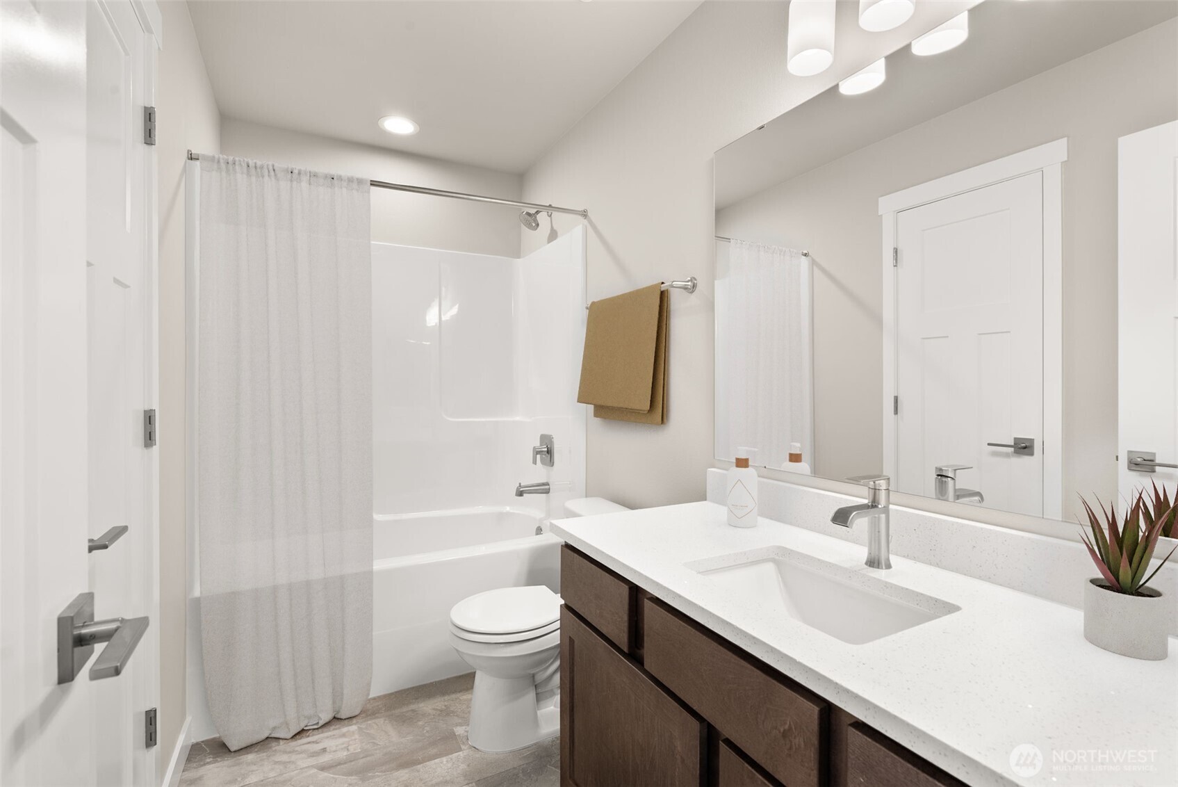 7431 Jenner Street SW Tumwater WA 98512