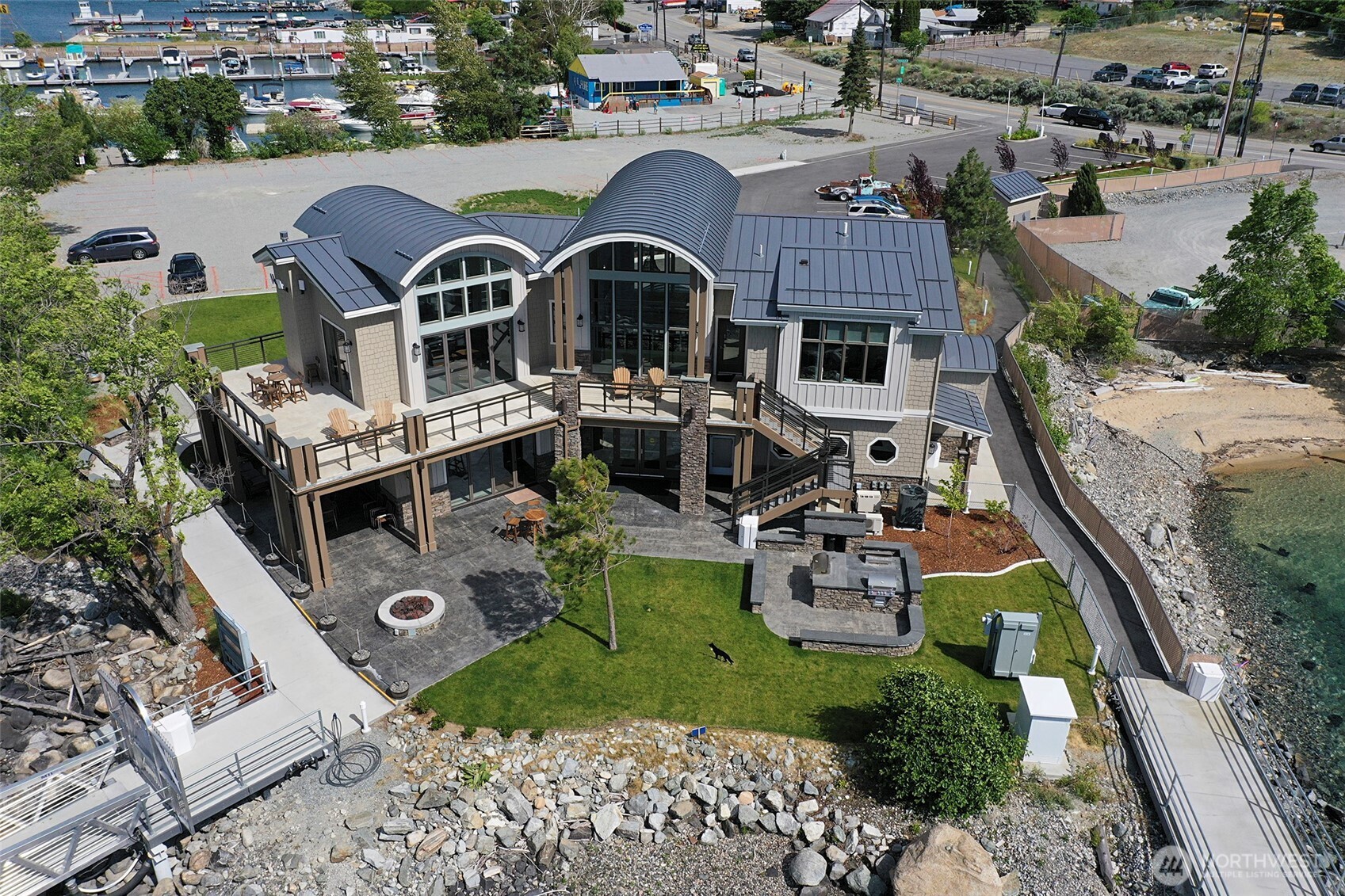 1350 W Woodin Avenue Chelan WA 98816