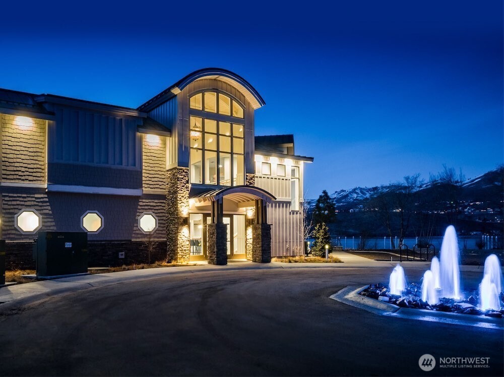 1350 W Woodin Avenue Chelan WA 98816
