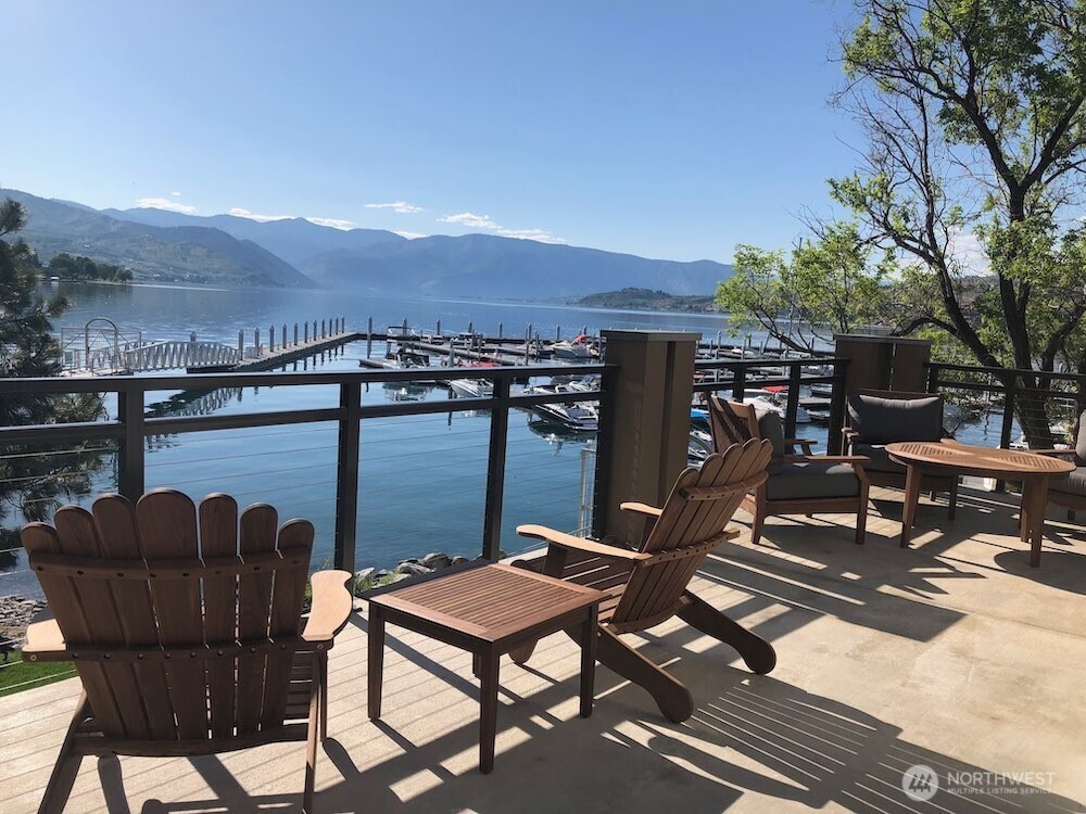 1350 W Woodin Avenue Chelan WA 98816