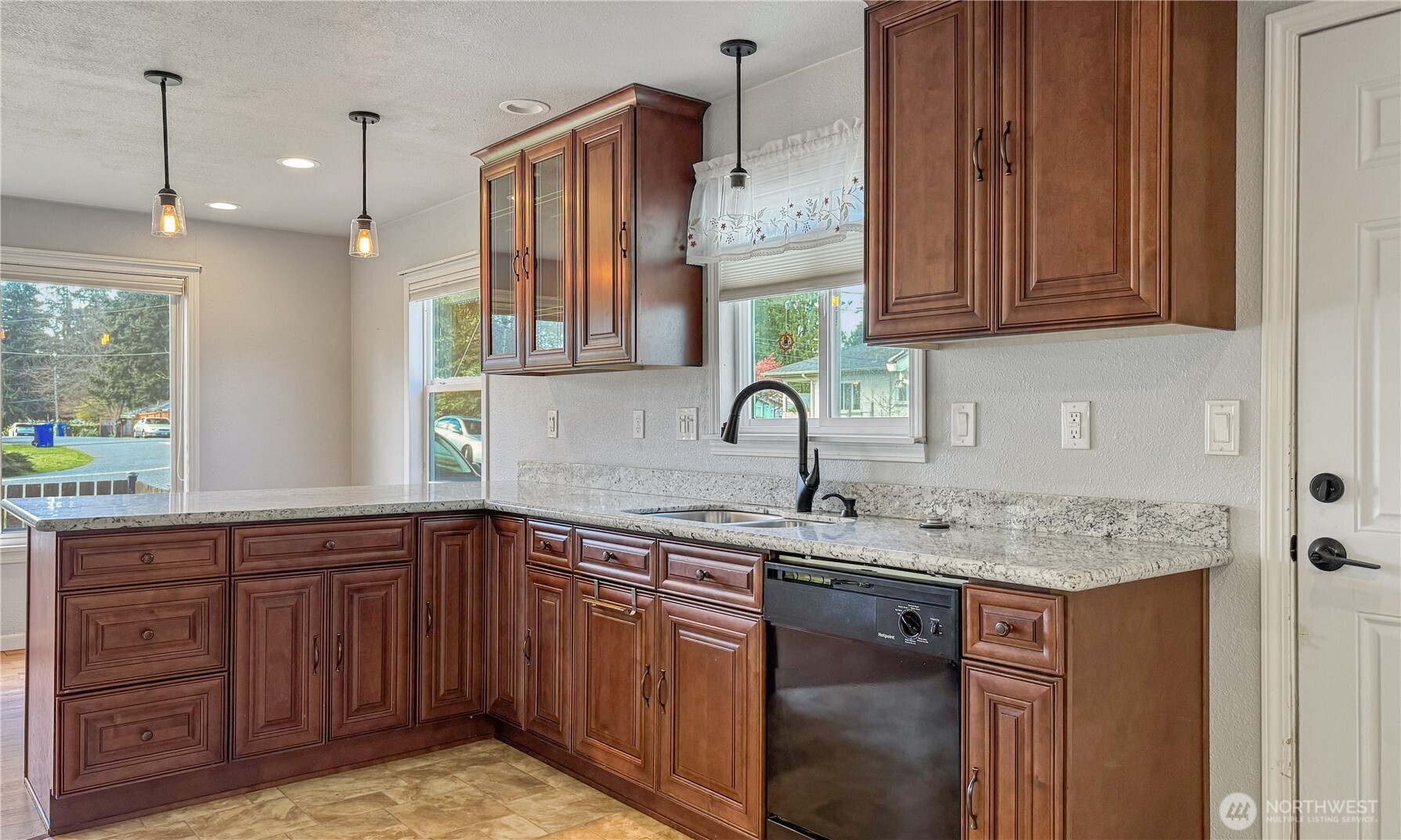 6421 Cypress Street Everett WA 98203