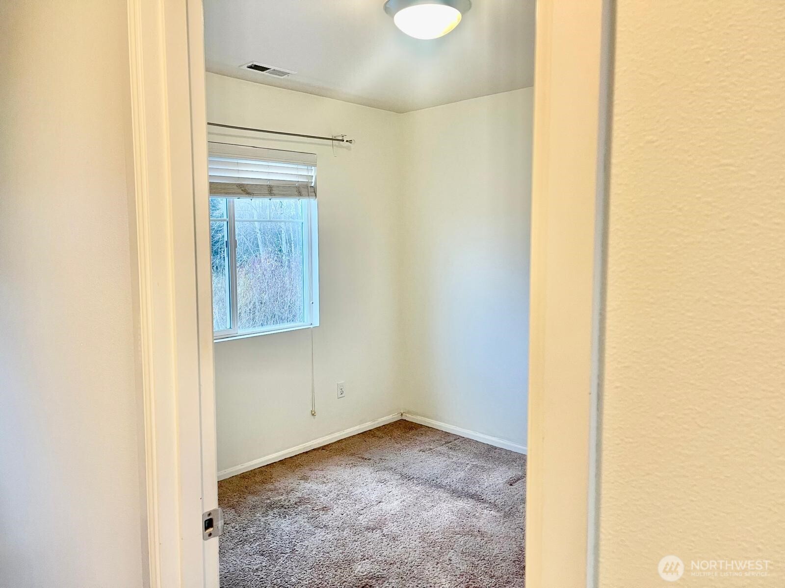 6827 41st Street E Fife WA 98424