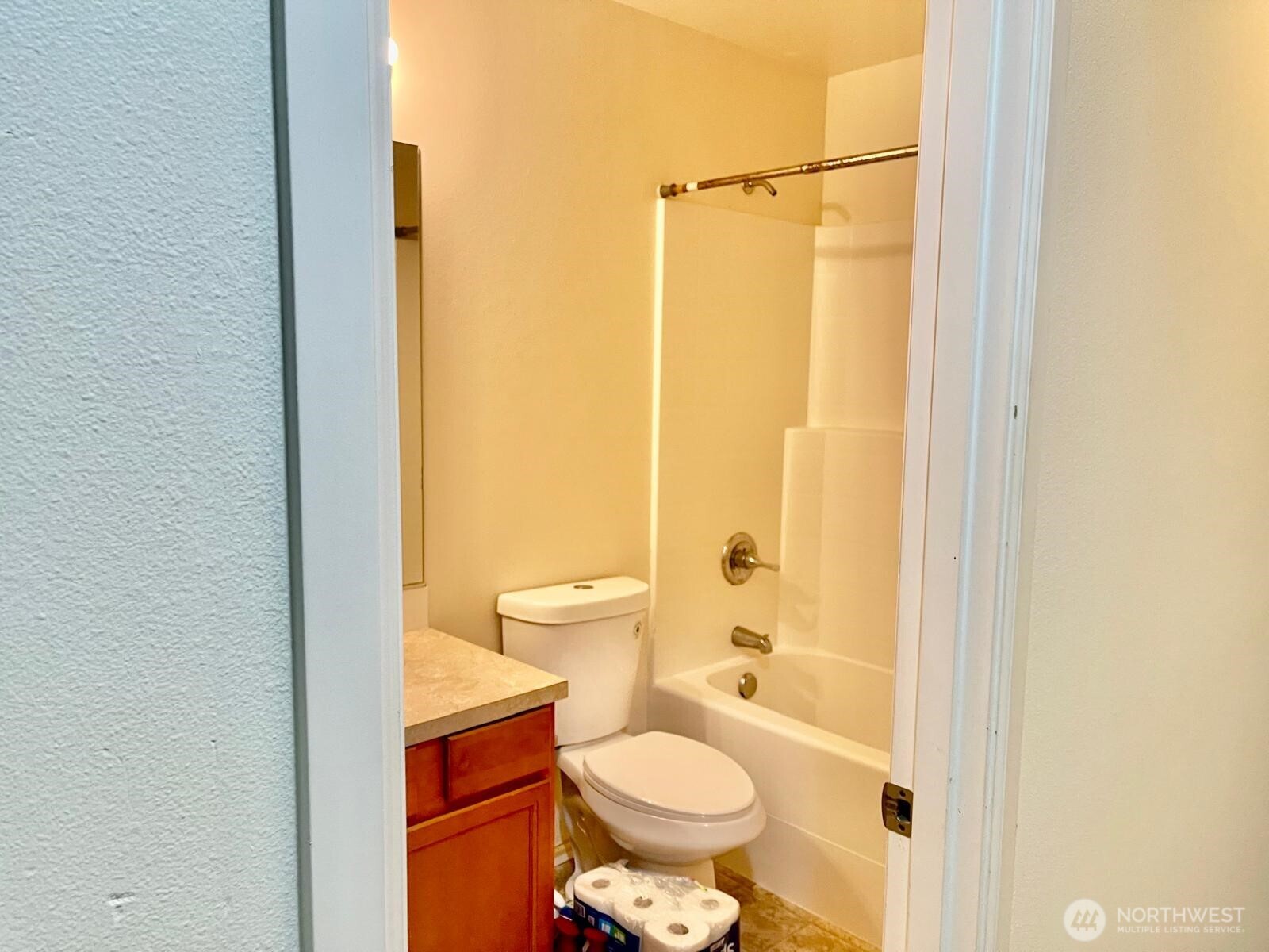 6827 41st Street E Fife WA 98424