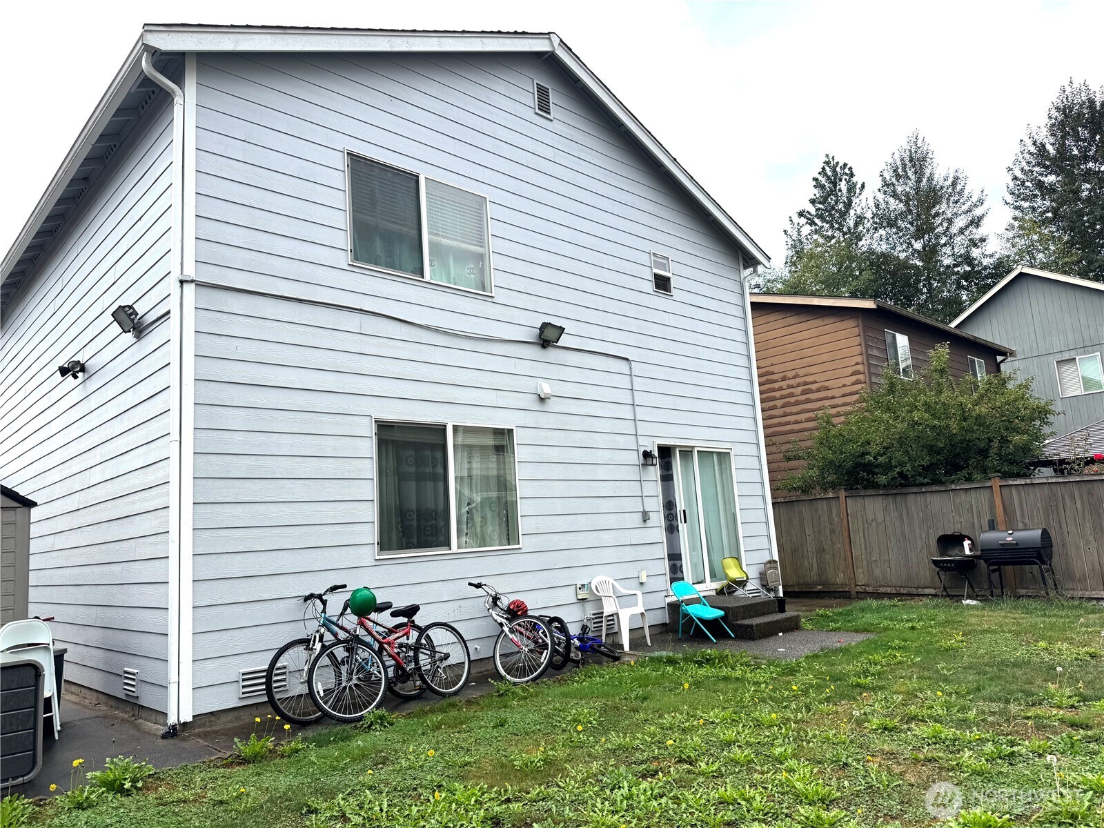 6827 41st Street E Fife WA 98424