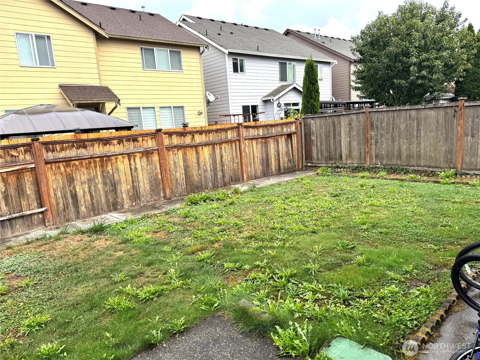 6827 41st Street E Fife WA 98424