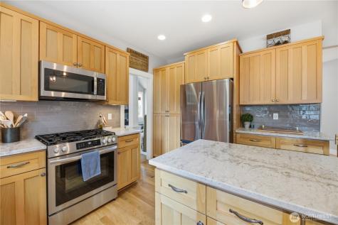 26002 152nd Street E Buckley WA 98321