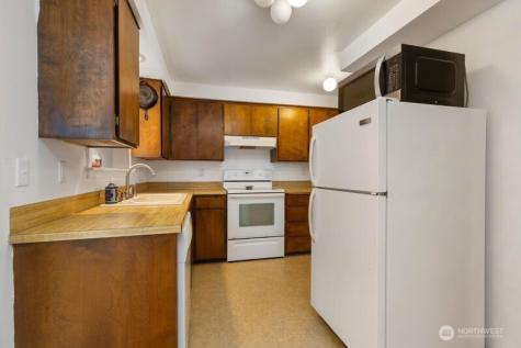 8704 48th Drive NE Marysville WA 98270