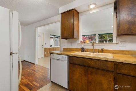 8704 48th Drive NE Marysville WA 98270