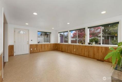 8704 48th Drive NE Marysville WA 98270