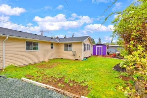 8704 48th Drive NE Marysville WA 98270