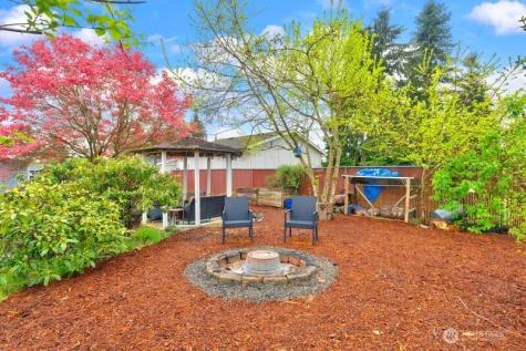 8704 48th Drive NE Marysville WA 98270