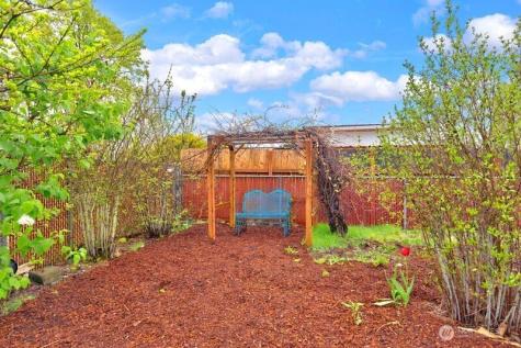 8704 48th Drive NE Marysville WA 98270