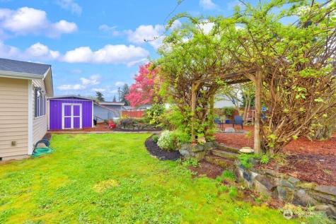 8704 48th Drive NE Marysville WA 98270