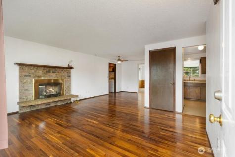 8704 48th Drive NE Marysville WA 98270