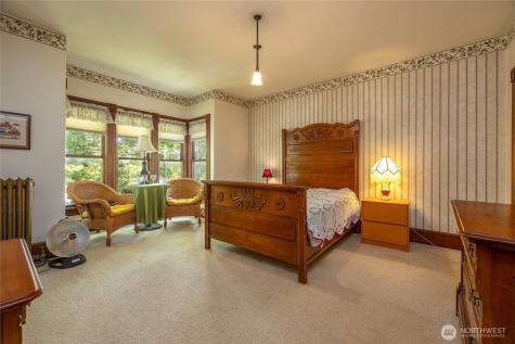 602 N Main Street Coupeville WA 98239