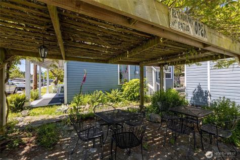 602 N Main Street Coupeville WA 98239