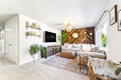 11918 172nd Street Court E Puyallup WA 98374