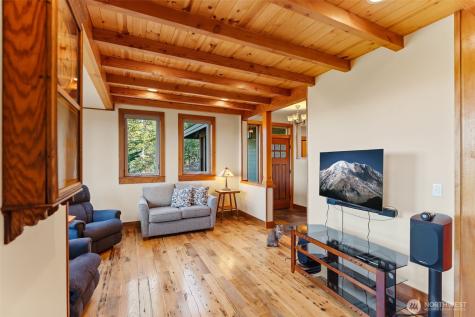 824 Huntrick Drive Cle Elum WA 98922