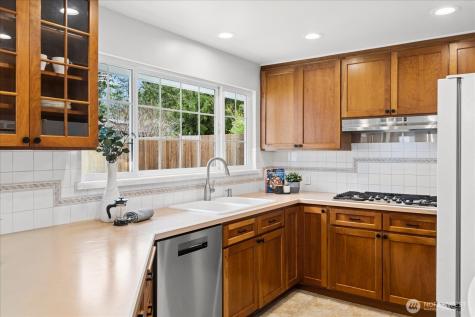 320 NW 202nd Street Shoreline WA 98177