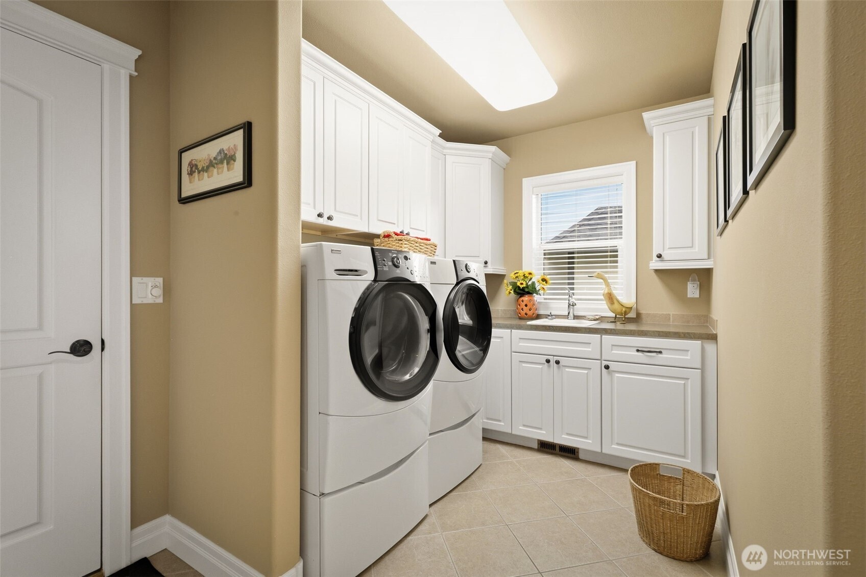 8820 Braeburn Loop Yakima WA 98903