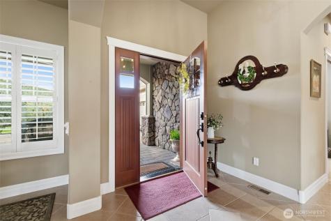 8820 Braeburn Loop Yakima WA 98903