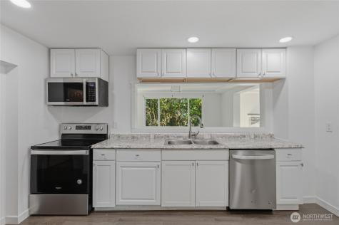 815 S 96th Street Tacoma WA 98444