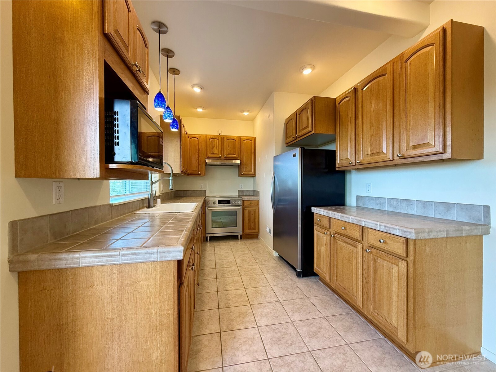 317 Sand Dune Avenue SW Ocean Shores WA 98569