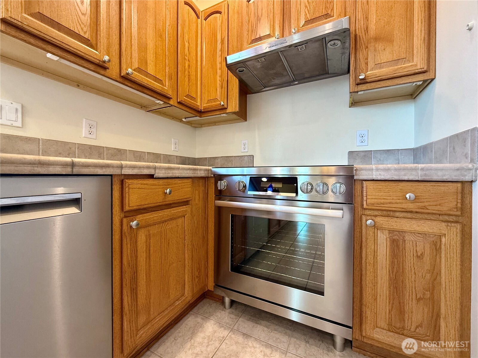 317 Sand Dune Avenue SW Ocean Shores WA 98569