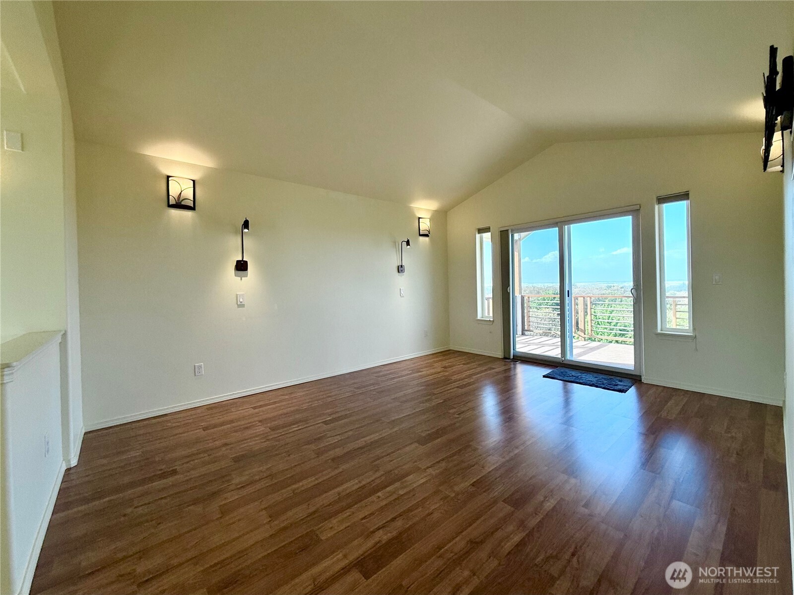 317 Sand Dune Avenue SW Ocean Shores WA 98569