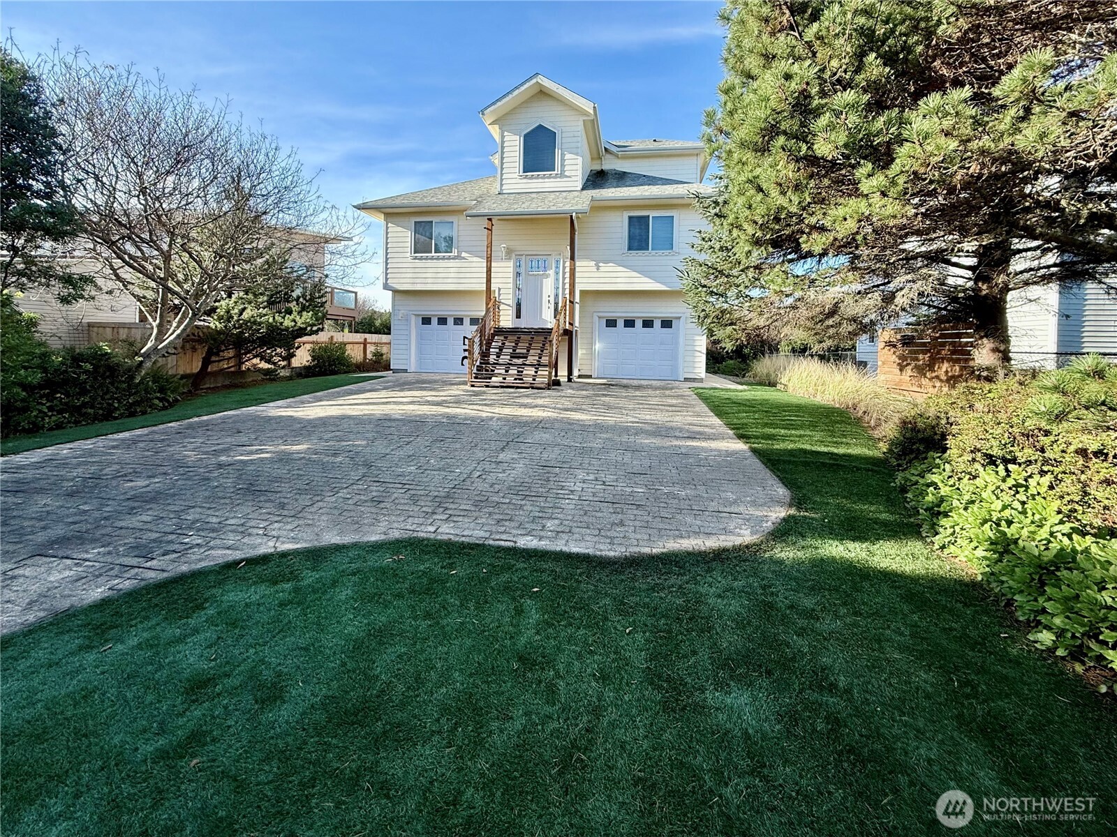 317 Sand Dune Avenue SW Ocean Shores WA 98569