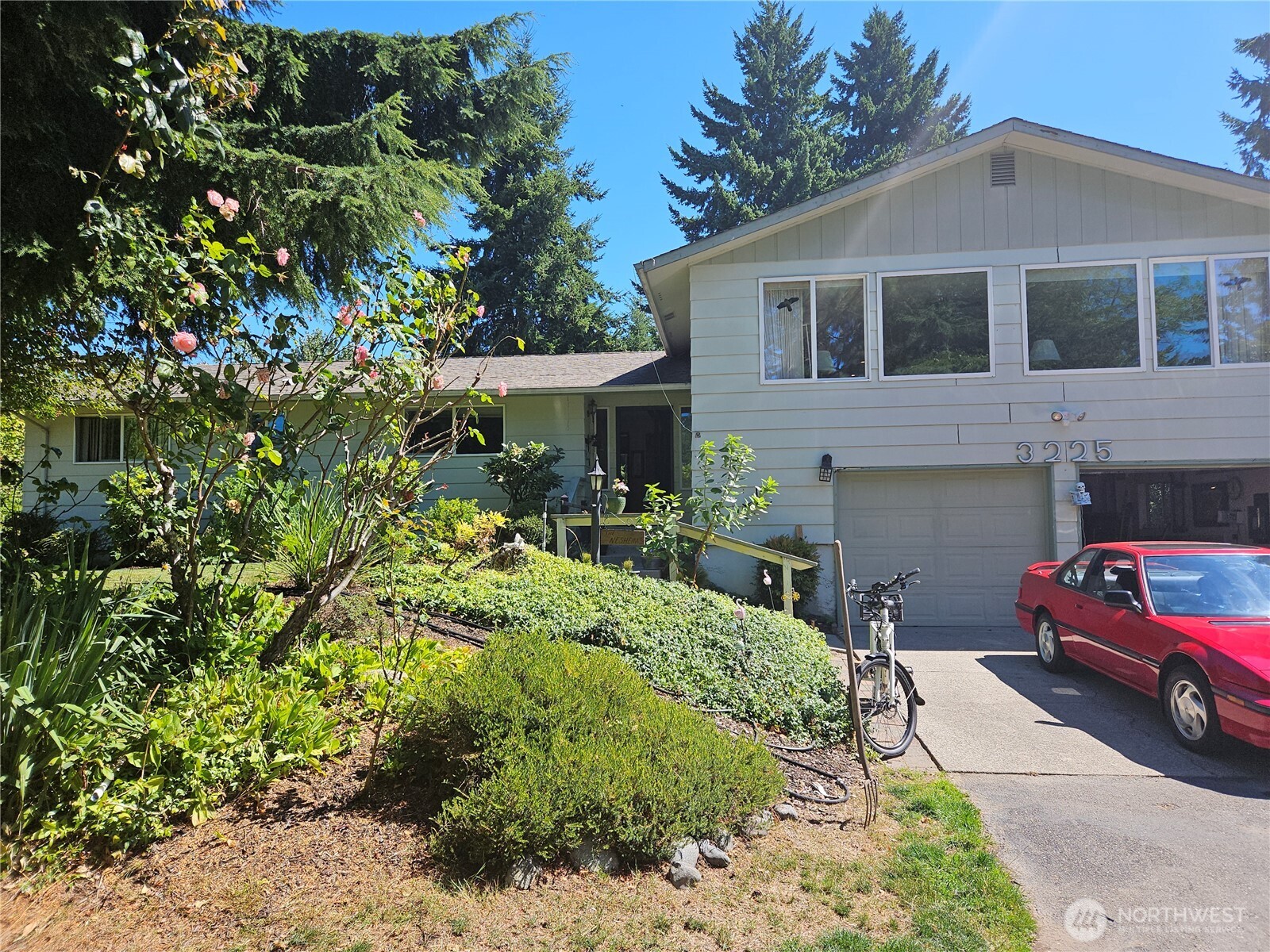 3225 41st Street NE Tacoma WA 98422