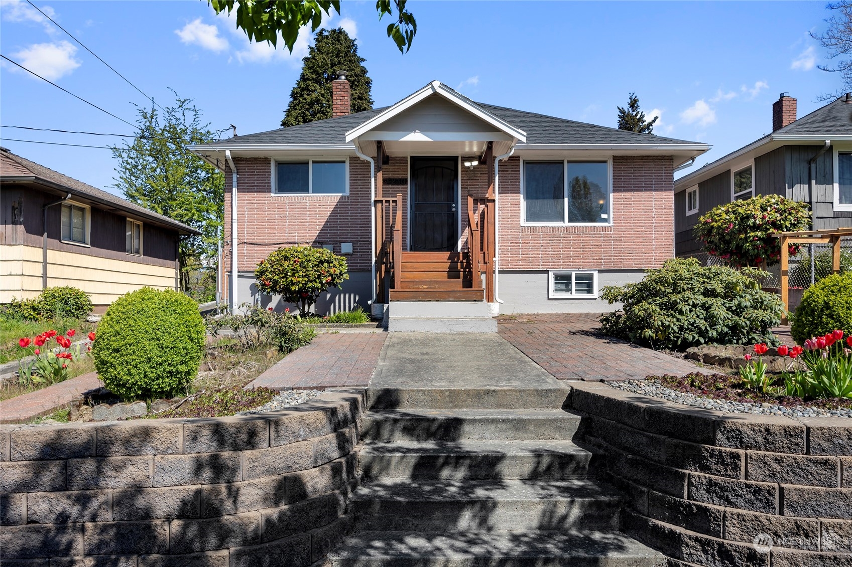4230 S Eddy Street Seattle WA 98118